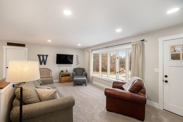 2272 W 104th Street, Grant, MI 49327