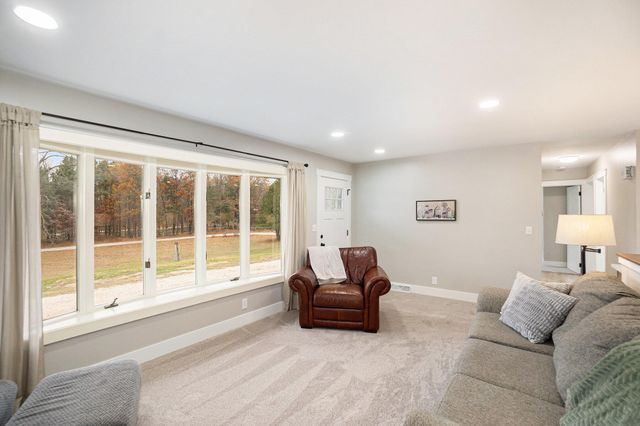 2272 W 104th Street, Grant, MI 49327