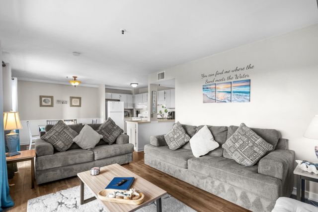 5905 S Kings Highway 240 B, Myrtle Beach, SC 29575