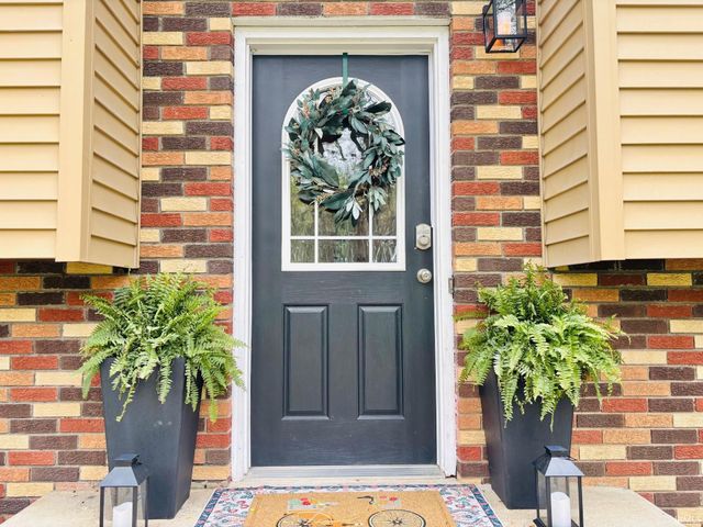 1191 N Lawrence Hollow Drive, Bloomfield, IN 47424