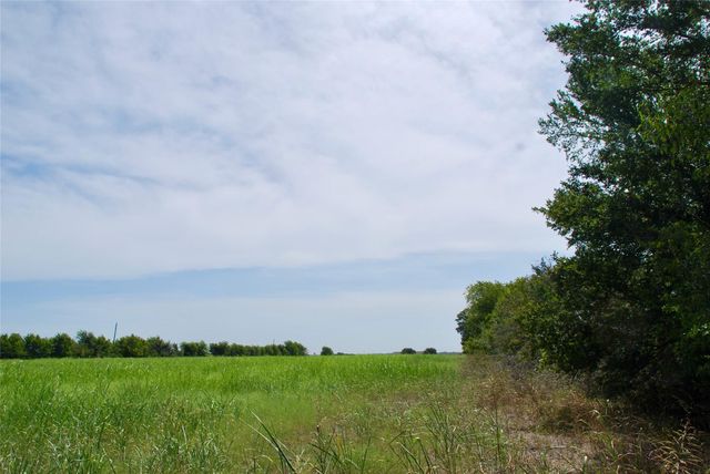 Tract 1 Fm 615, Schulenburg, TX 78956