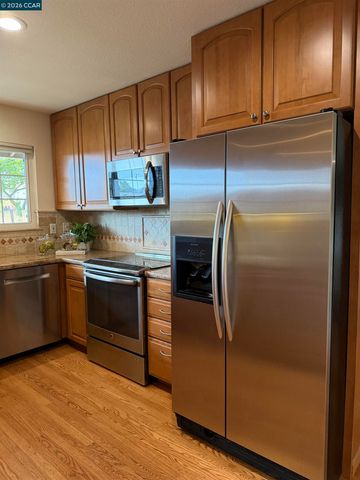 2290 La Mar Drive, Concord, CA 94518