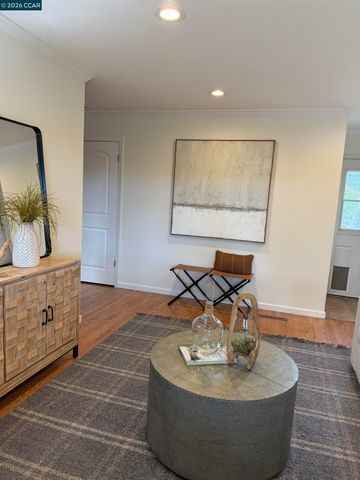2290 La Mar Drive, Concord, CA 94518