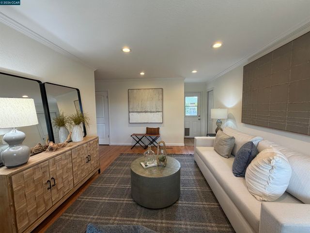 2290 La Mar Drive, Concord, CA 94518
