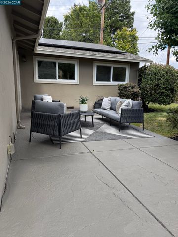2290 La Mar Drive, Concord, CA 94518