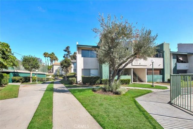 15237 Santa Gertrudes Avenue U201, La Mirada, CA 90638