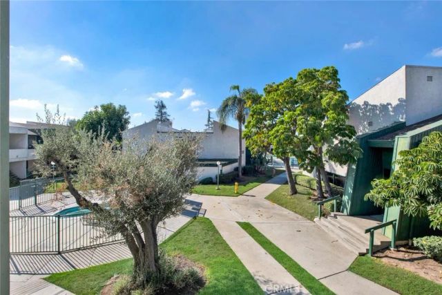 15237 Santa Gertrudes Avenue U201, La Mirada, CA 90638