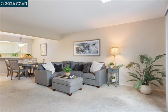 1573 Rockledge Ln 3, Walnut Creek, CA 94595