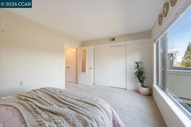 1573 Rockledge Ln 3, Walnut Creek, CA 94595