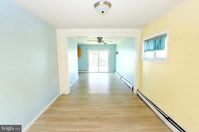 2846 NORMANDY DR, Philadelphia, PA 19154