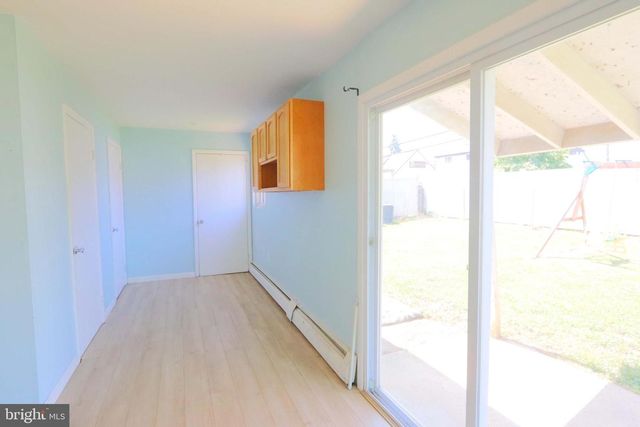 2846 NORMANDY DR, Philadelphia, PA 19154