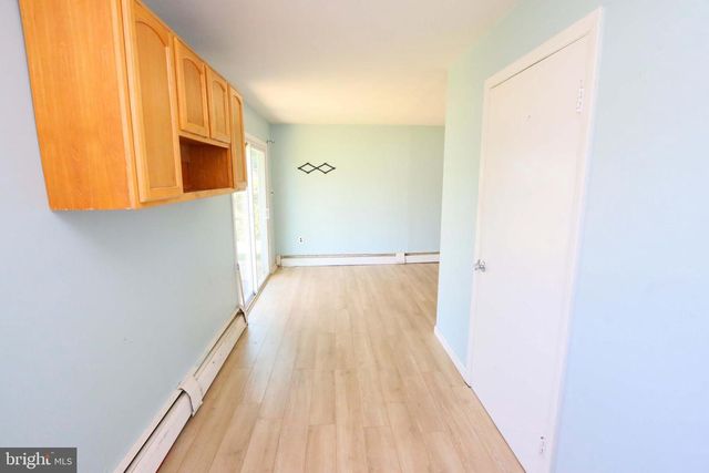 2846 NORMANDY DR, Philadelphia, PA 19154