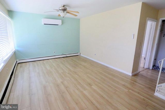 2846 NORMANDY DR, Philadelphia, PA 19154