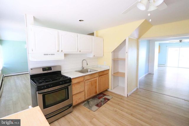 2846 NORMANDY DR, Philadelphia, PA 19154