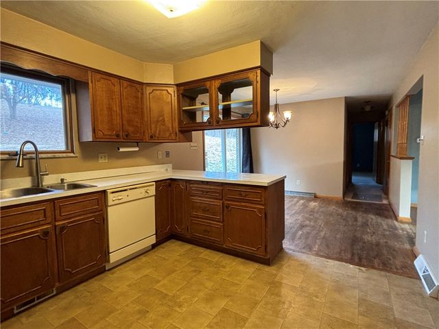 3052 Jefferson Ave, Canton Twp, PA 15301