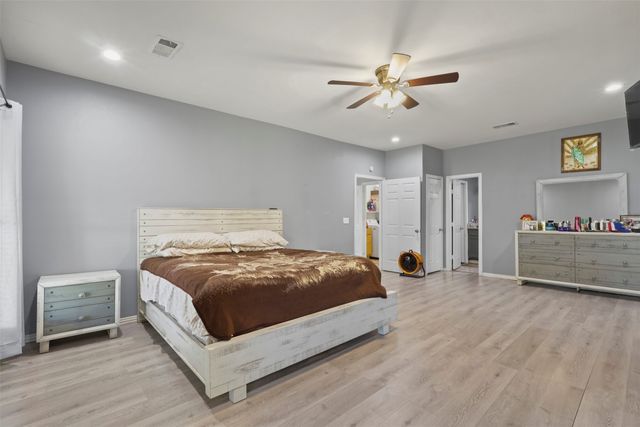 1556 John Wayne Road, Kaufman, TX 75142