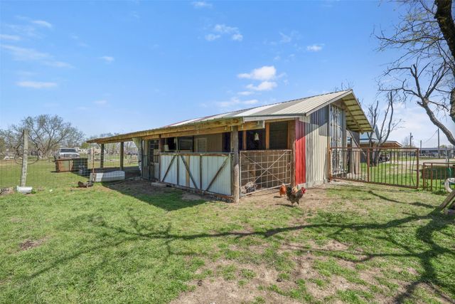 1556 John Wayne Road, Kaufman, TX 75142