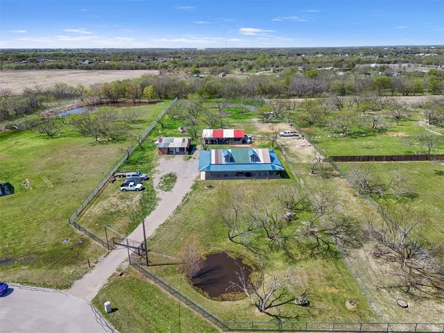 1556 John Wayne Road, Kaufman, TX 75142