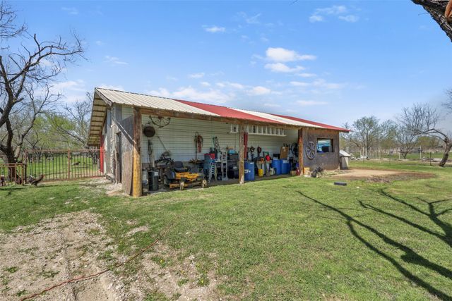 1556 John Wayne Road, Kaufman, TX 75142