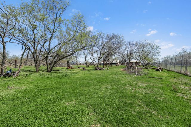 1556 John Wayne Road, Kaufman, TX 75142
