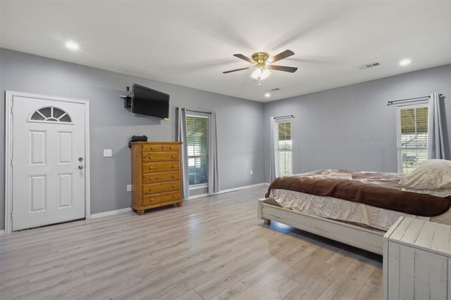 1556 John Wayne Road, Kaufman, TX 75142