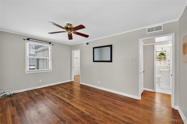 8235 Laughlin Drive, Niagara Falls, NY 14304