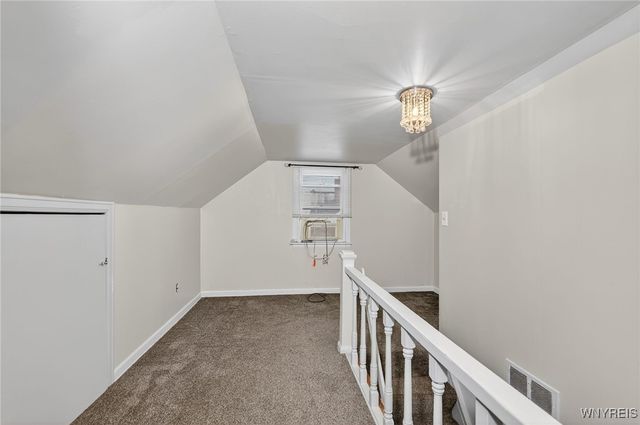 8235 Laughlin Drive, Niagara Falls, NY 14304