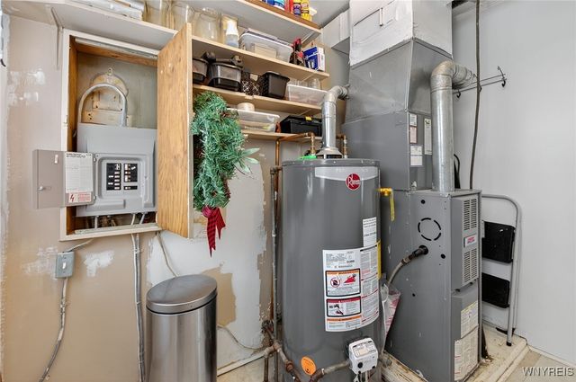 8235 Laughlin Drive, Niagara Falls, NY 14304