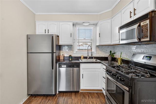 8235 Laughlin Drive, Niagara Falls, NY 14304