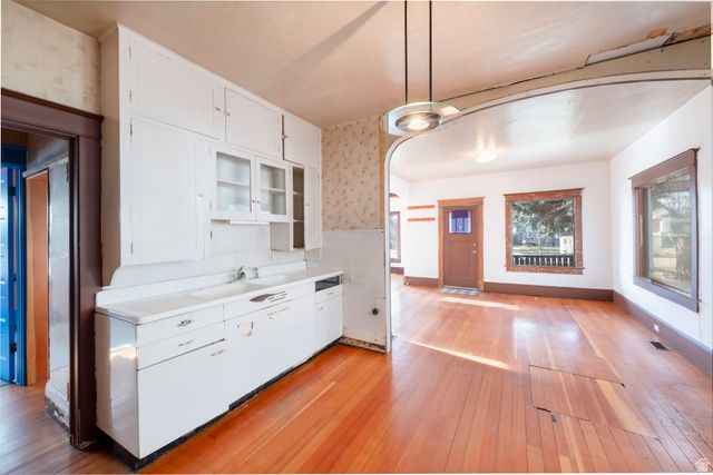 2297 S WINDSOR ST, Salt Lake City, UT 84106