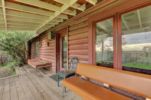 16101 Barbara Ct, Grass Valley, CA 95949