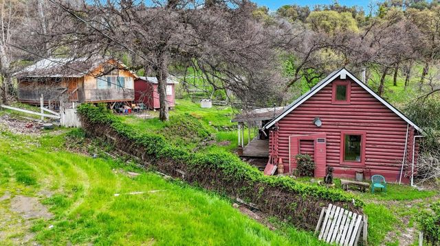 16101 Barbara Ct, Grass Valley, CA 95949