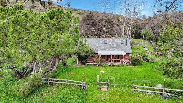 16101 Barbara Ct, Grass Valley, CA 95949