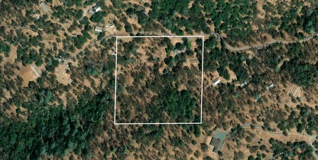 16101 Barbara Ct, Grass Valley, CA 95949