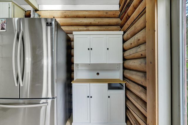 16101 Barbara Ct, Grass Valley, CA 95949