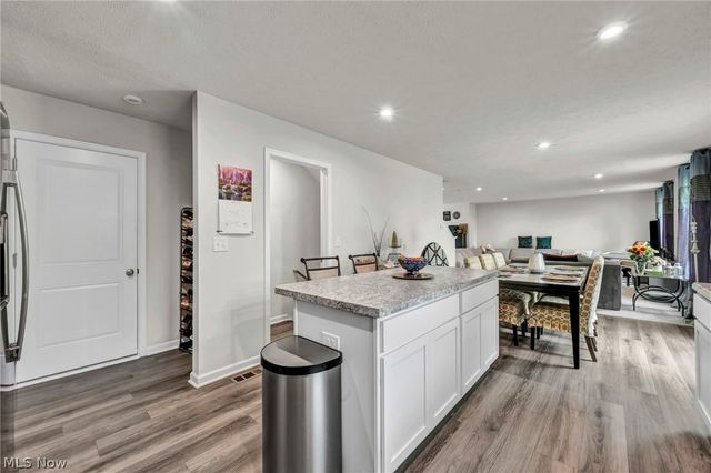 4660 Erhart Drive, Lorain, OH 44053