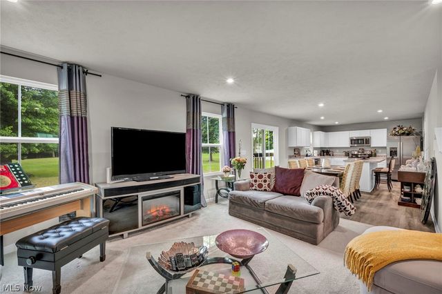 4660 Erhart Drive, Lorain, OH 44053
