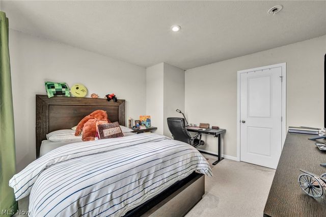 4660 Erhart Drive, Lorain, OH 44053