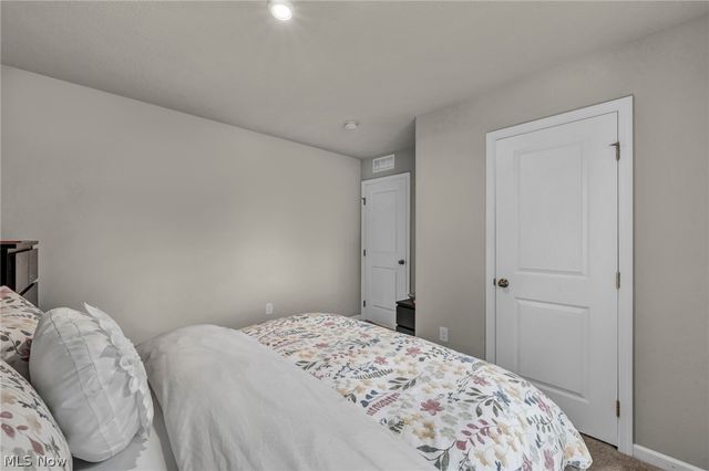 4660 Erhart Drive, Lorain, OH 44053