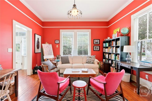 19 E 39th Street, Savannah, GA 31401