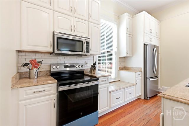 19 E 39th Street, Savannah, GA 31401