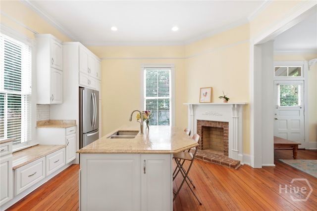 19 E 39th Street, Savannah, GA 31401