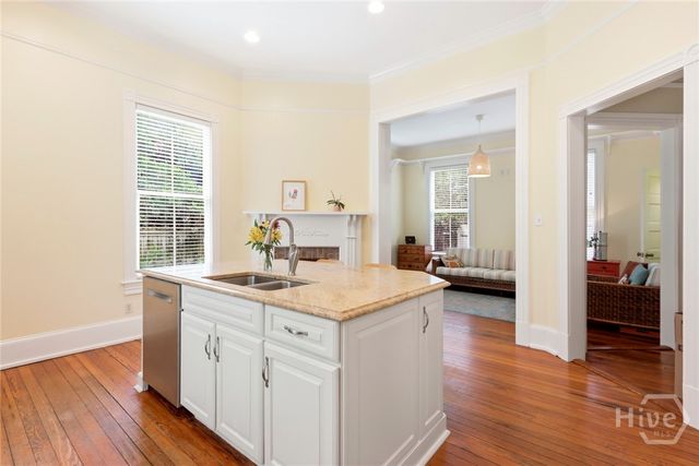 19 E 39th Street, Savannah, GA 31401