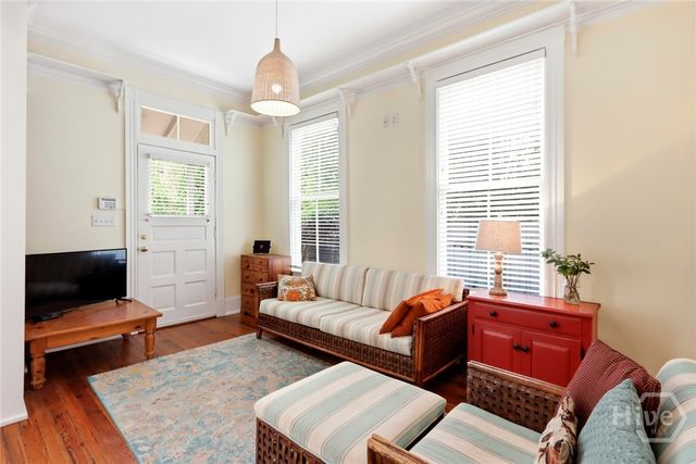 19 E 39th Street, Savannah, GA 31401