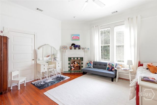 19 E 39th Street, Savannah, GA 31401
