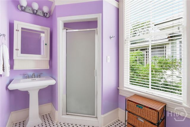 19 E 39th Street, Savannah, GA 31401