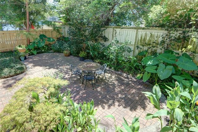 19 E 39th Street, Savannah, GA 31401