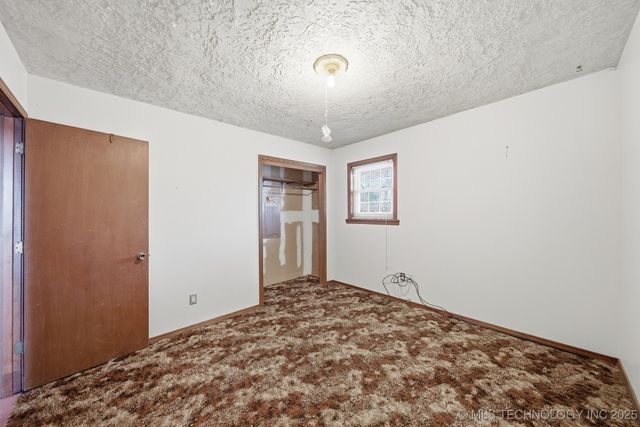 16401 W Coyote Trail, Sand Springs, OK 74063