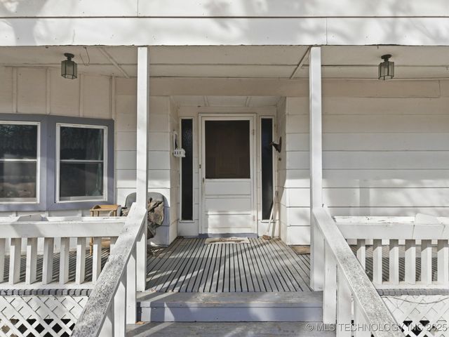 16401 W Coyote Trail, Sand Springs, OK 74063