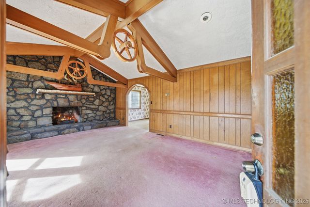 16401 W Coyote Trail, Sand Springs, OK 74063